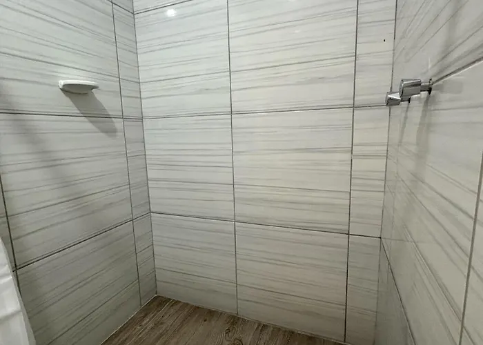 - Flor De Loto Hotel