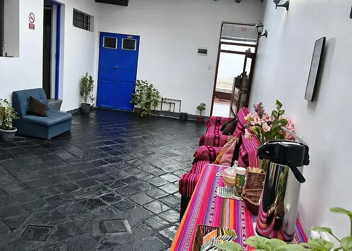 - Flor De Loto * Cusco